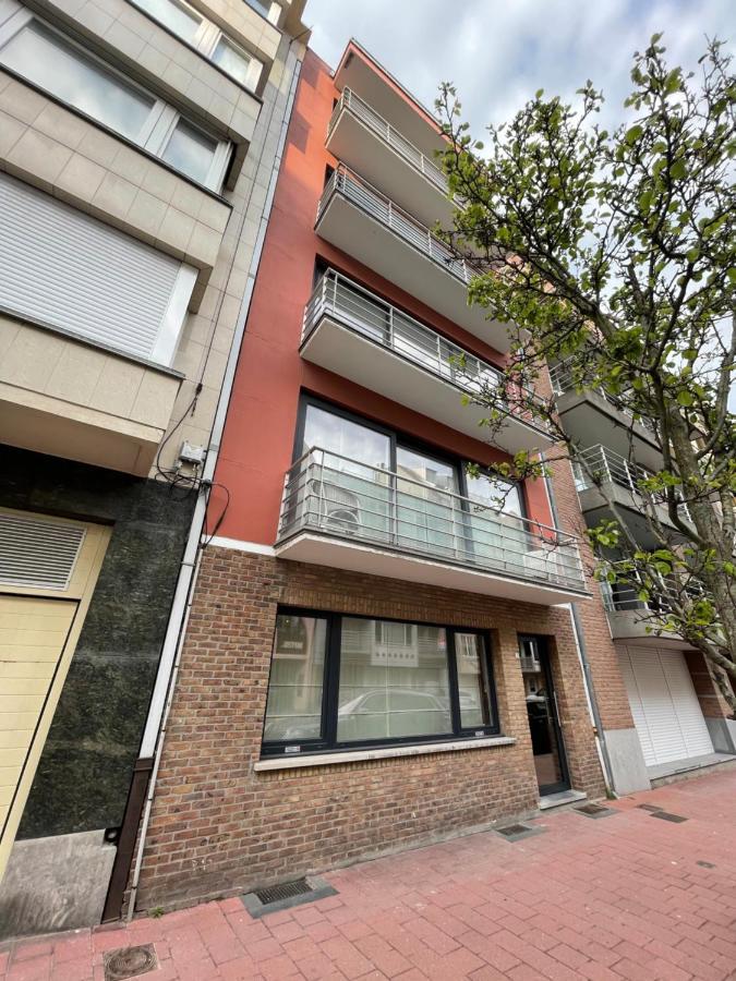 Lovely 2 Bedroom Appartment Near Knokke-Strand Beach Bar Εξωτερικό φωτογραφία